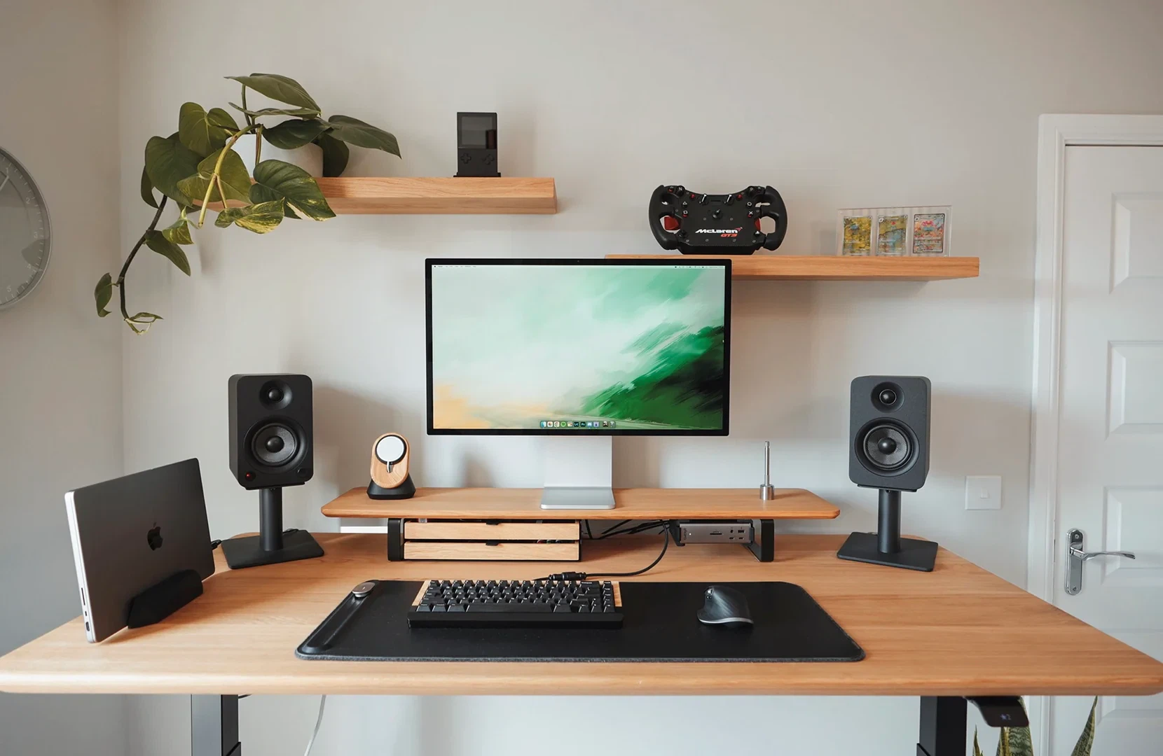 دليل كامل لرفوف المكتب ومساحة العمل